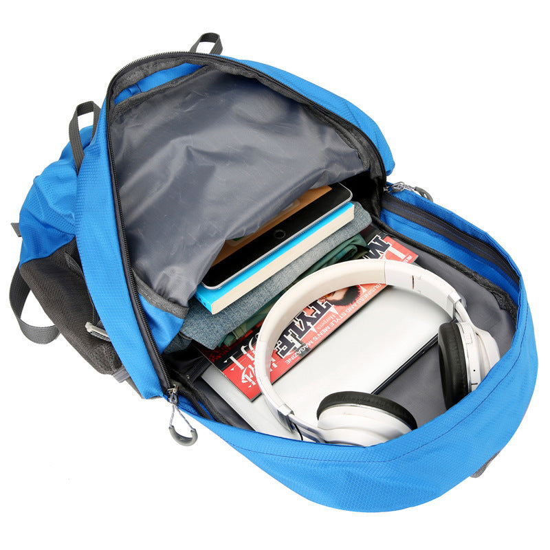 Nylon Waterproof Light Walking Travel Mountaineering Bag Men And Women